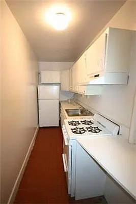 Rented by Fenwick Keats Real Estate | media 9