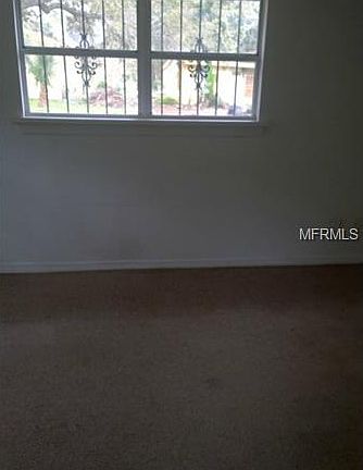 5th image of 3725 E Grove St