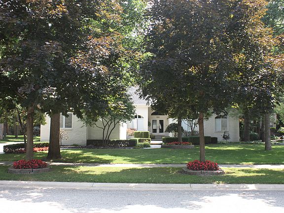 2nd image of 52434 Drury Ln