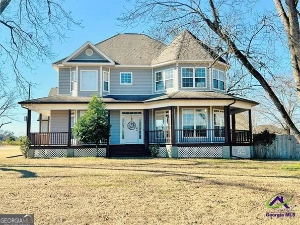 197 Old Perry Rd, Bonaire, GA 31005