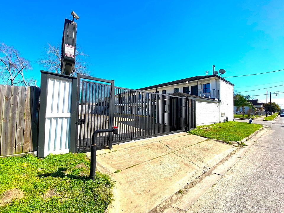 1st image of 2617 Napoleon St #1-15