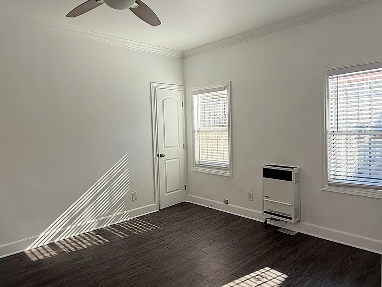 4118 1/2 S Naomi Ave — Photo 3