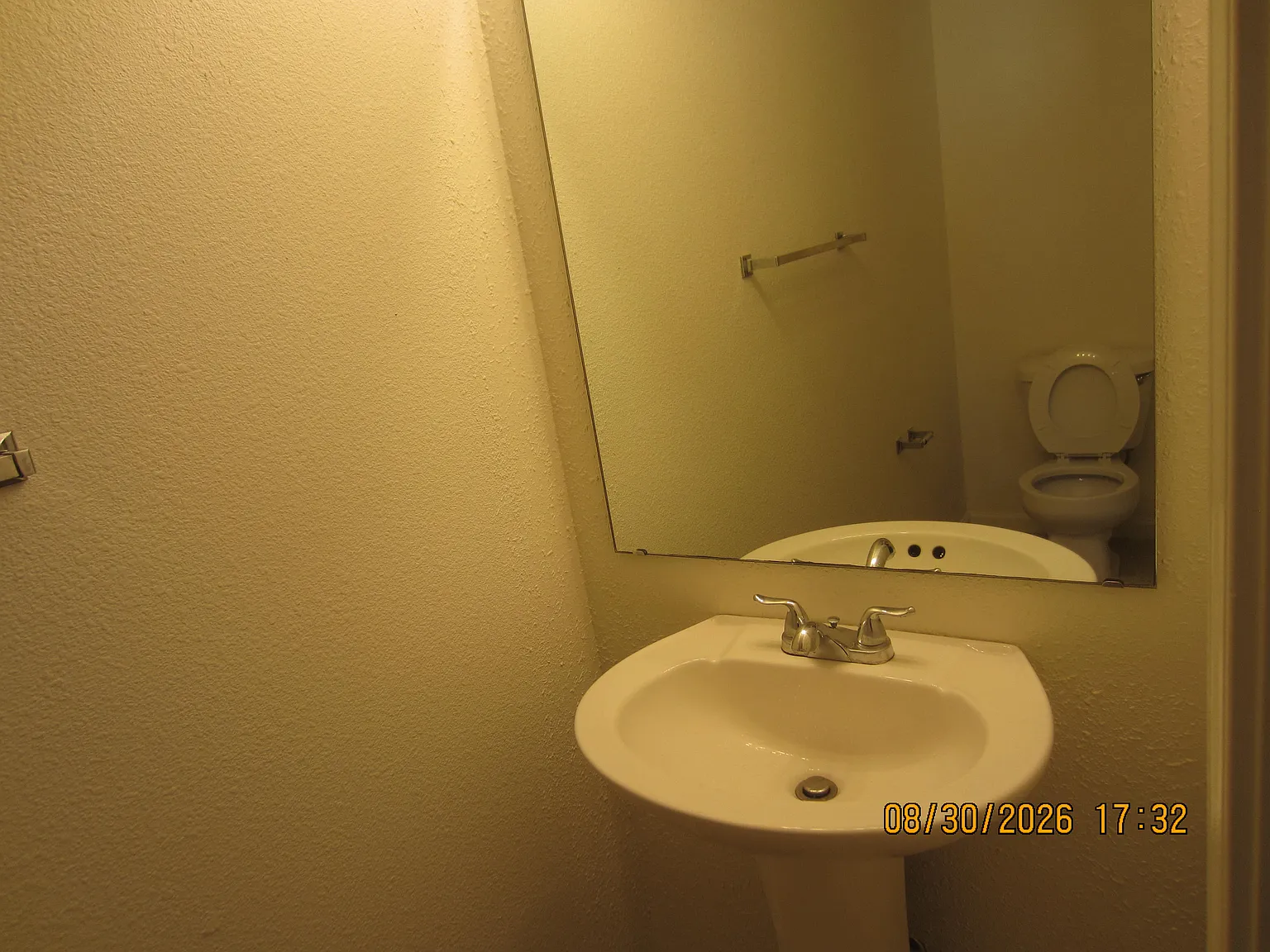 3 bed, 2.5 bath, 1440 sqft, $1,950 — Photo 3