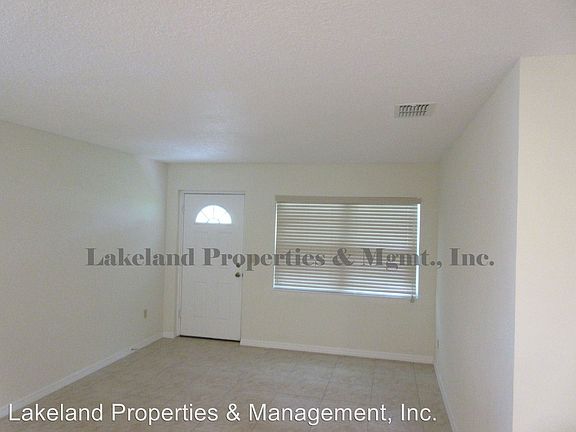 3rd image of 510 Westover St