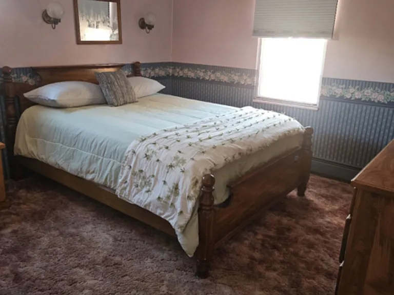 1022 S 500 W — Photo 14