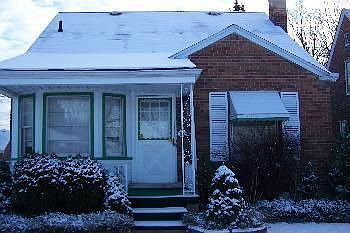 1st image of 6104 Grandville Ave