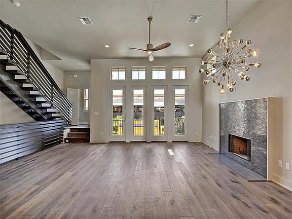 4th image of 13318 Galleria Cir
