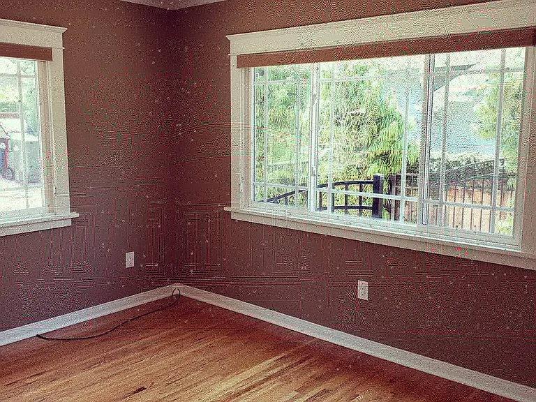 352 N Myrtle Ave — Photo 10