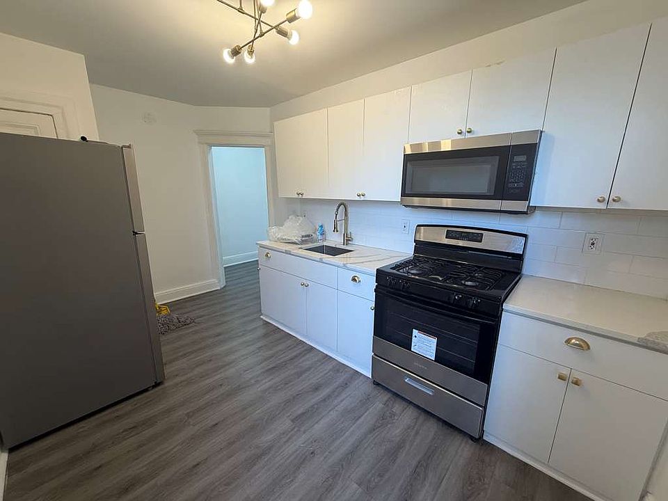1st image of 204-206 60th St #20A