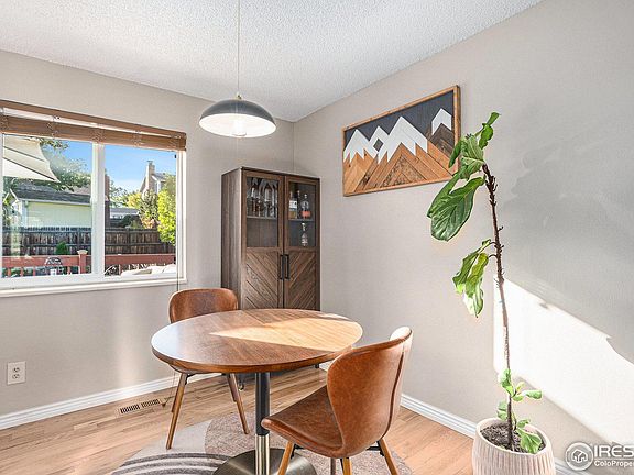 5th image of 11331 Kendall St