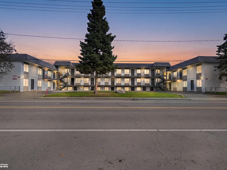 415 N Bragaw