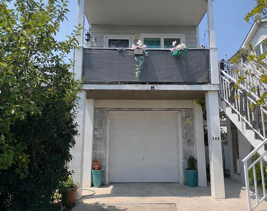 1st image of 203 Father Capodanno Blvd