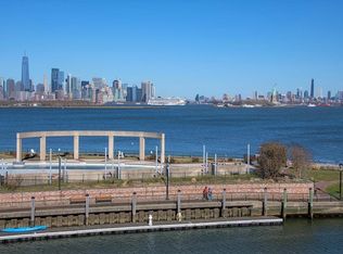 109 Shearwater Ct E APT 31, Jersey City, NJ 07305