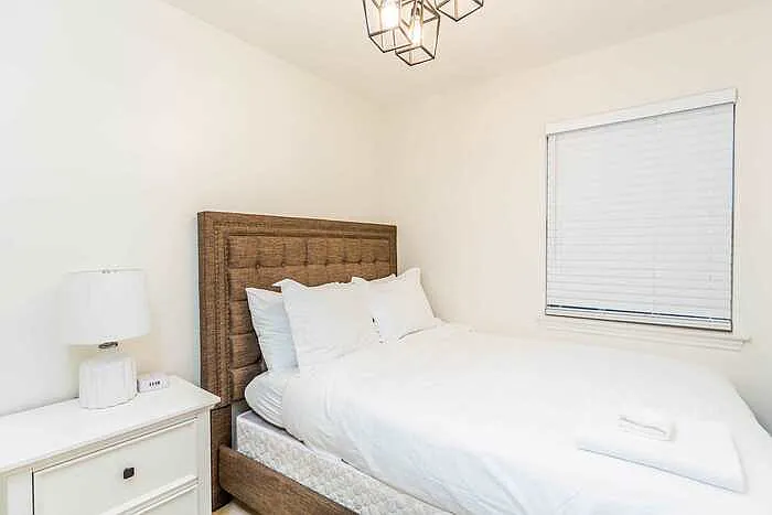 1 bed, 1.0 bath, $1,100 — Photo 4