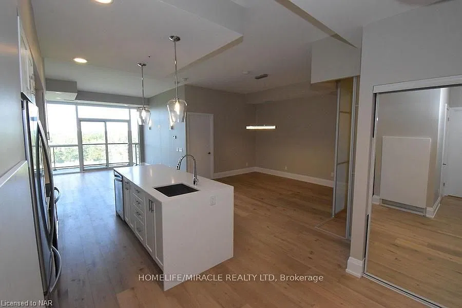 3 bed, $2,600 — Photo 4
