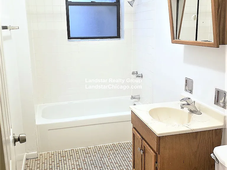 3147 N Medill Ave #3 — Photo 7