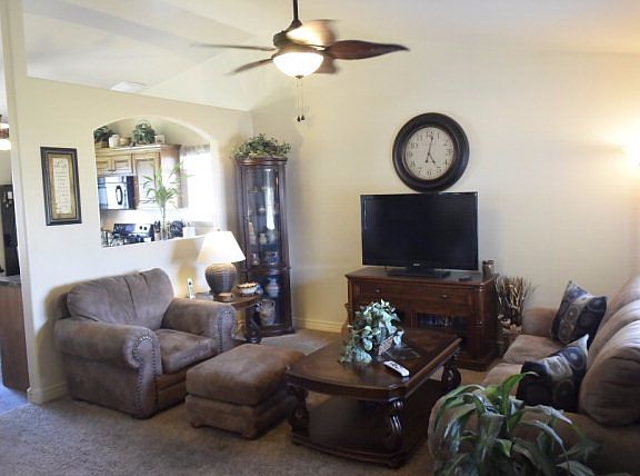 2nd image of 3031 E Larson Dr
