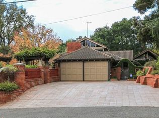 24600 Summerhill Ave, Los Altos Hills, CA 94024