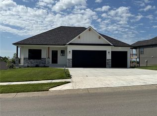 12925 N Champanel Way, Platte City, MO 64079