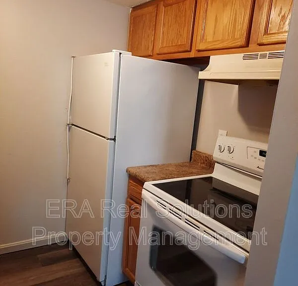 2001 Heritage Dr #6 — Photo 5