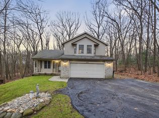 4125 Thornapple Hills Dr, Middleville, MI 49333