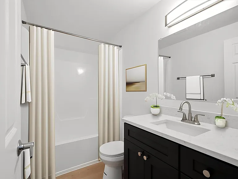 Juniper West — Photo 7