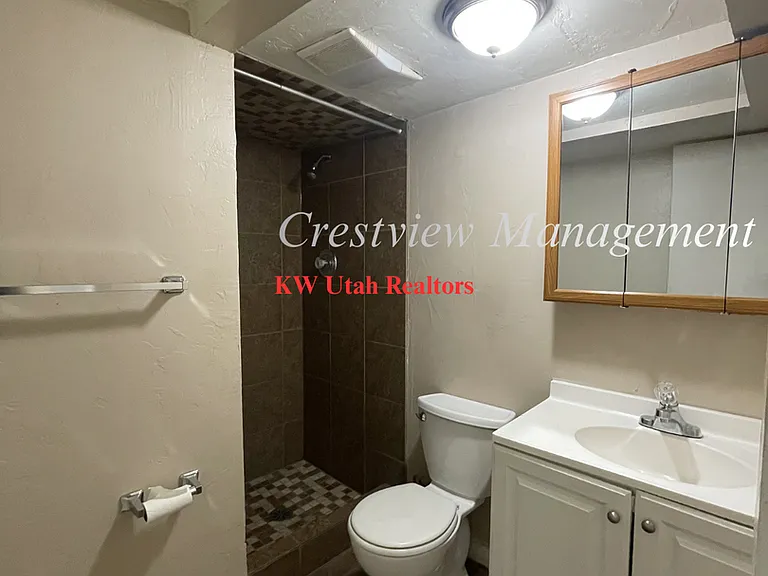 Lindell Fourplex — Photo 10