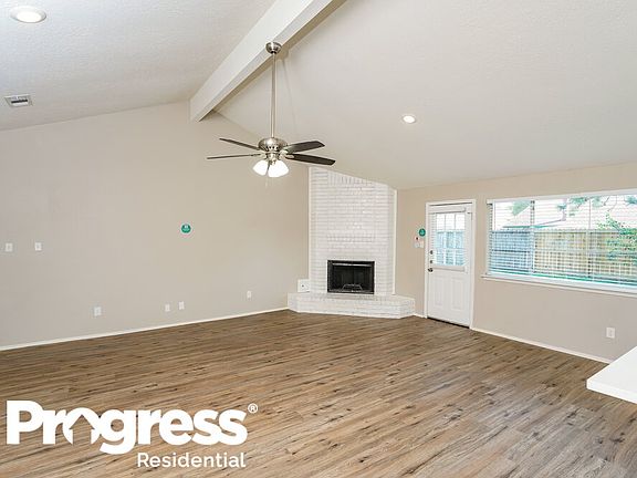 4th image of 5413 Pine Creek Dr