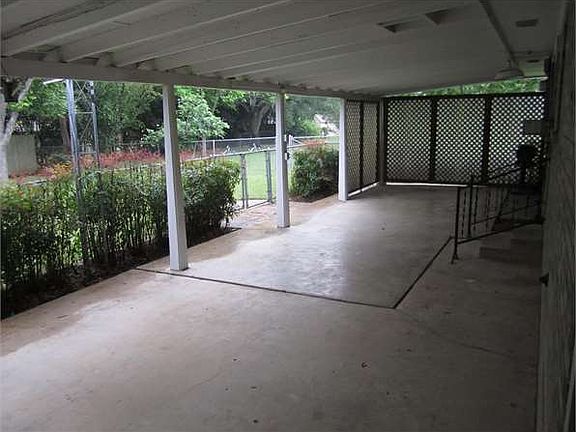 2nd image of 3405 Pecan Dr