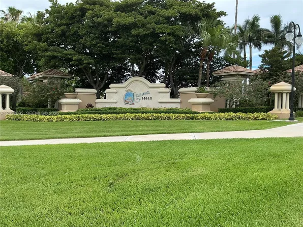 19302 SW 68th St, Fort Lauderdale, FL 33332