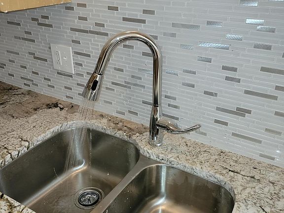 5th image of 2734 N 73rd Ave #2