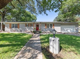 408 Wayne Dr, Woodway, TX 76712