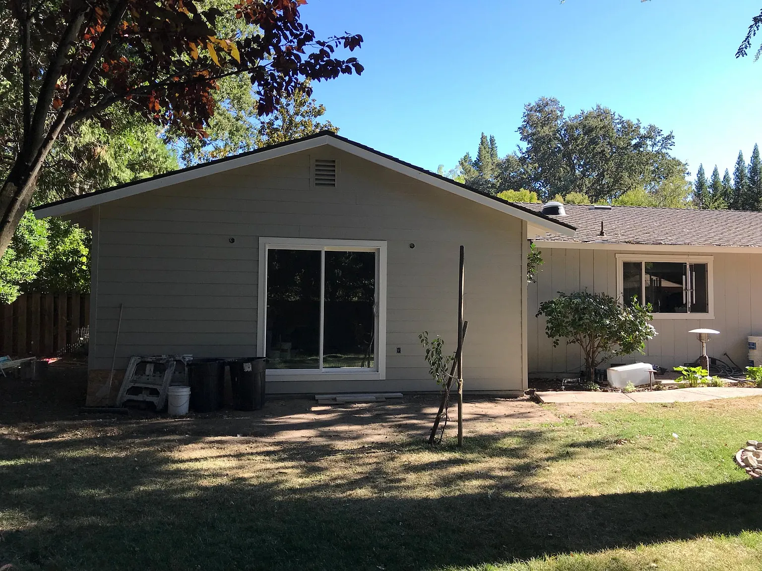 2 bed, 1000 sqft, $3,300 — Photo 3