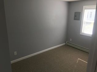 3 Verne Rd APT 3, Hampton, NH 03842