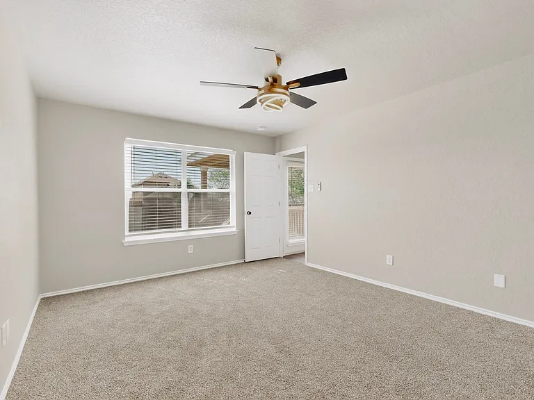 2614 Brighton Park — Photo 19