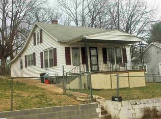 2015 Orange St, Staunton, VA 24401