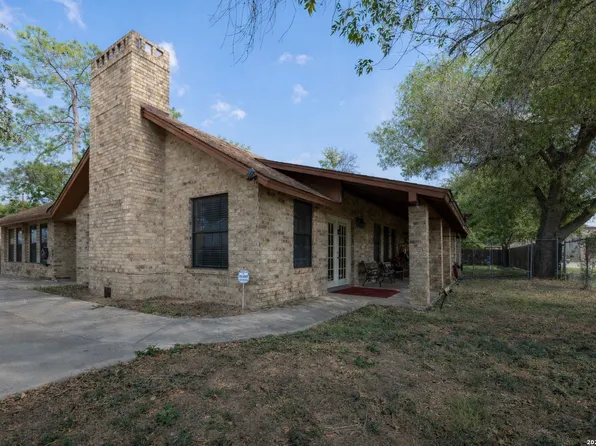 7285 Us Highway 87, China Grove, TX 78263