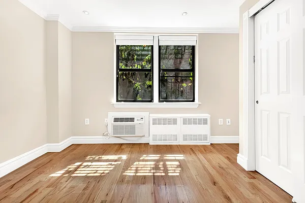 Rented by Cooper & Cooper Real Estate | media 19