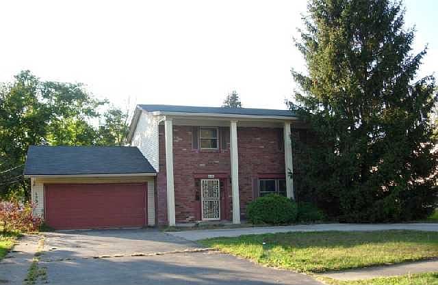 1st image of 6444 N Grandview Dr
