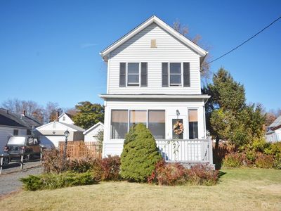 31 Railroad Ave, Helmetta, NJ, 08828