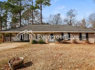 6153 Floral Dr, Jackson, MS 39206