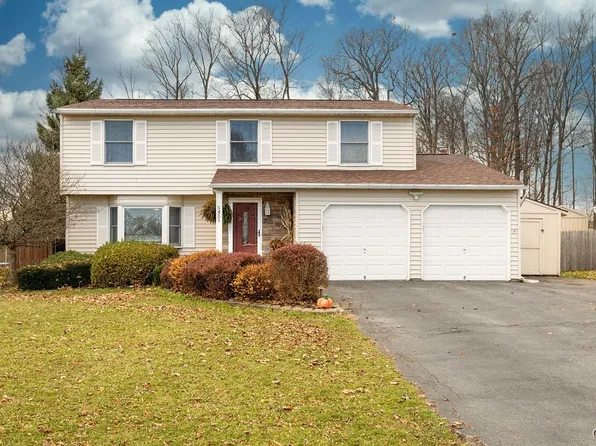 5451 Fortuna Pkwy, Clay, NY 13041