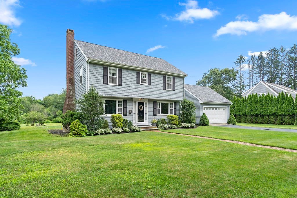 15 S Bradford Rd, Hingham, MA 02043 MLS 73131003 Zillow