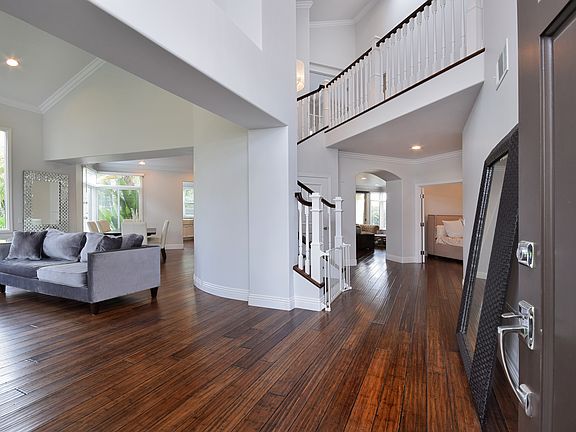 2nd image of 3639 Deauvilla Ct
