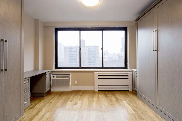 Rented by PWV Acquisitions | media 18