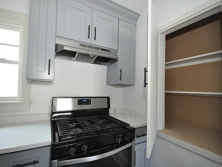 20 Mountain St #2 — Photo 6
