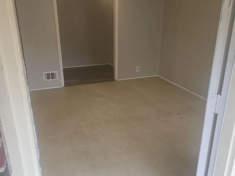 3628C Live Oak St — Photo 3