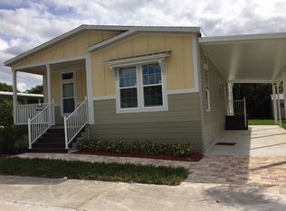 70 Plantation Blvd, Lake Worth, FL 33467