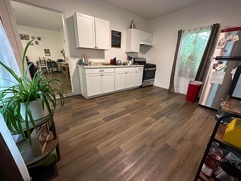 136 Ovid St — Photo 3
