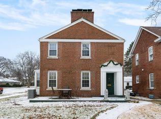 318 E Angela Blvd, South Bend, IN 46617